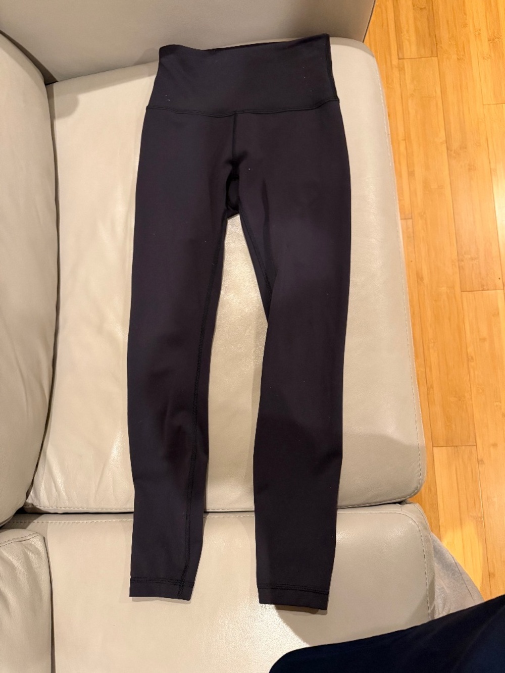 Lululemon black leggings